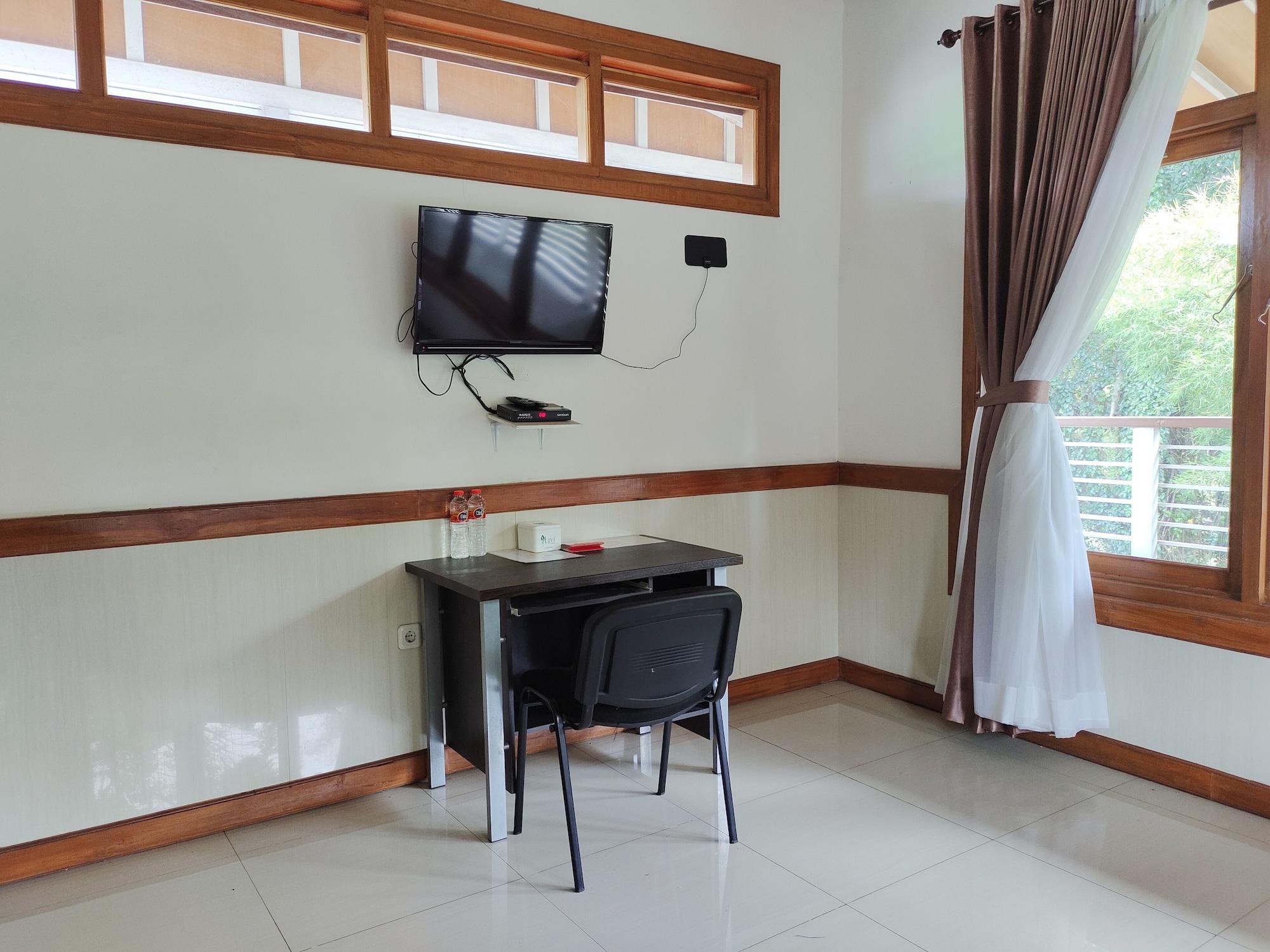 Tirtasari 2 By Zuzu Hotel