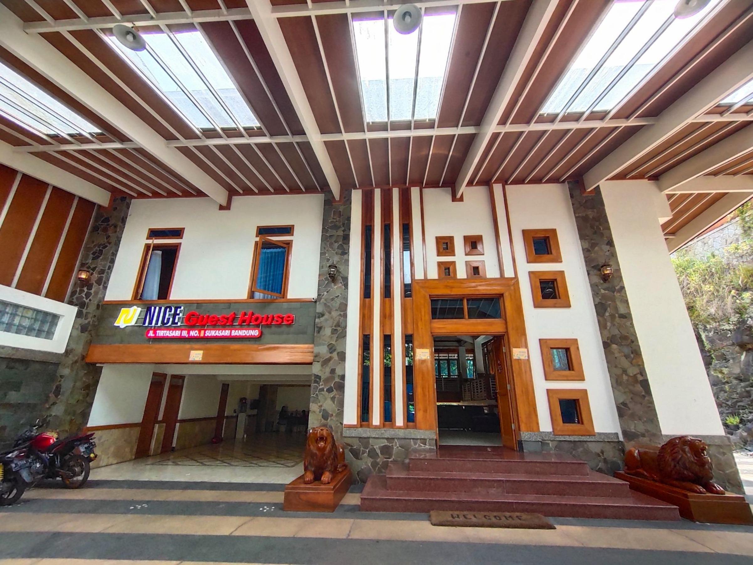 Hotel Tirtasari 2 By Zuzu 2*